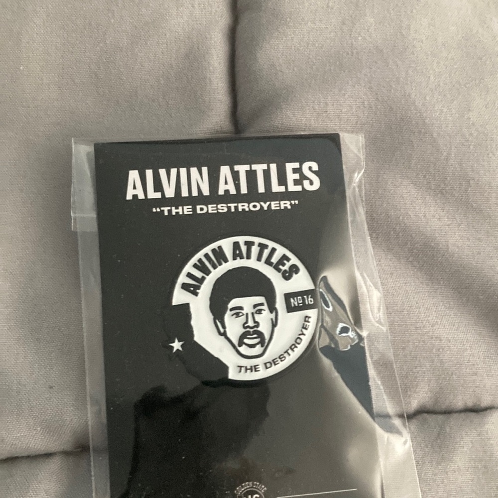 Alvin Attles Commemorative Pin